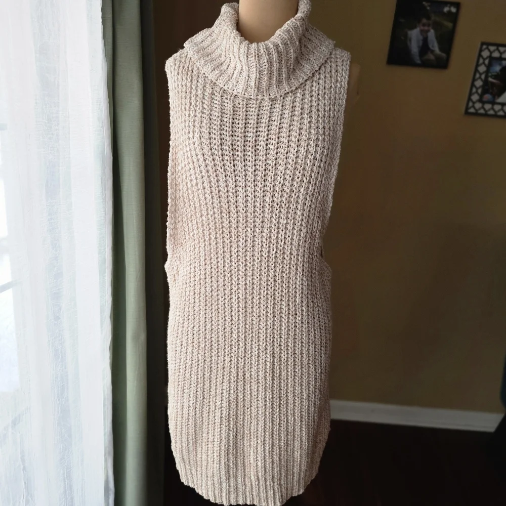 Free People Cream Open Side Button Detail Sweater Dress/Jumper, Size M - Picture 3 of 8